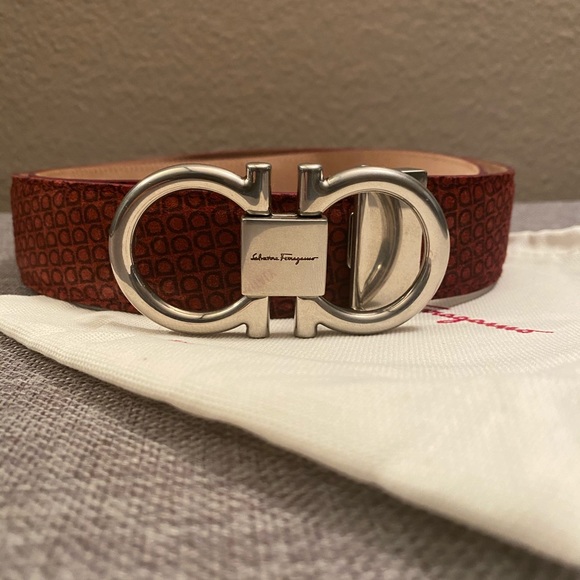 ✨Salvatore Ferragamo Gancini Suede Belt New - Picture 3 of 6